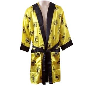 NWOT Vintage Rocky Italian Stallion Logos Gold Boxing Ring Robe and Shor…